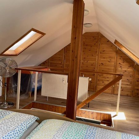 Gemuetliches, Freistehendes Ferienhaus 科布倫茨 外观 照片